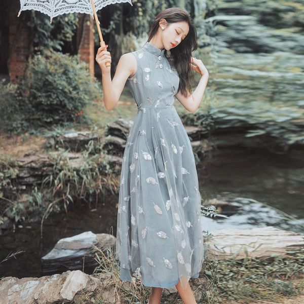 casual dresses summer sleeveless mesh dress lady vintage stand collar embroidery feather long maxi tulle femme faldas robe mujer verano, Black;gray
casual dresses summer sleeveless mesh dress lady vintage stand collar embroidery feather long maxi tulle femme faldas robe mujer verano, Black;gray