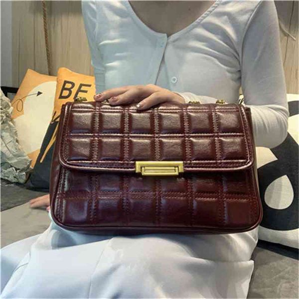 louis vutton bagnew 2021 lingge lock women's single shoulder messenger large capacity fashion versatile chain handbagf
louis vutton bagnew 2021 lingge lock women's single shoulder messenger large capacity fashion versatile chain handbagf
