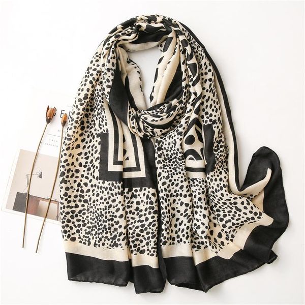 scarves 2021 lady winter cotton and linen scarf sunscreen silk ethnic style beach towe seaside leopard print shawls, Blue;gray
scarves 2021 lady winter cotton and linen scarf sunscreen silk ethnic style beach towe seaside leopard print shawls, Blue;gray