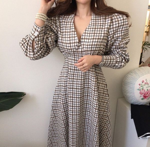women chic elegant plaid dress vestidos slim high waist v-neck puff sleeve dress long sleeve a-line french style casual dress 210514, Black;gray
women chic elegant plaid dress vestidos slim high waist v-neck puff sleeve dress long sleeve a-line french style casual dress 210514, Black;gray