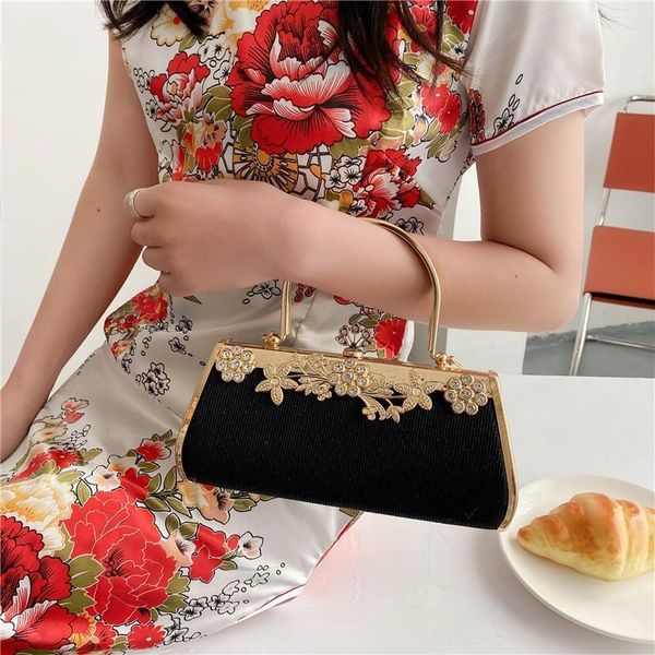 portable diamond dinner bags fashion dress party cheongsam shoulder banquet women bag designer handbags evening1
portable diamond dinner bags fashion dress party cheongsam shoulder banquet women bag designer handbags evening1