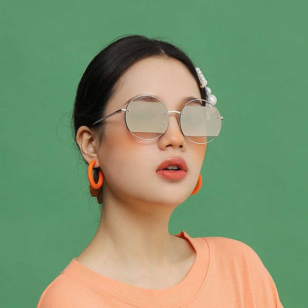 sunscreen sunglasses women's 2021 fashion hollow round frame sunglasses anti ultraviolet decorative glasses, White;black
sunscreen sunglasses women's 2021 fashion hollow round frame sunglasses anti ultraviolet decorative glasses, White;black