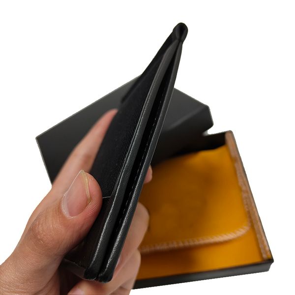 fashion design wallets men leather money clip card holders purse bag with box f1 007, Red;black
fashion design wallets men leather money clip card holders purse bag with box f1 007, Red;black