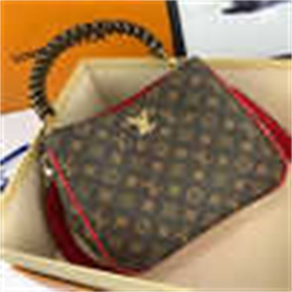 cross brand designer luxury evening ale#m11014 calfskin embossing body looks more handbags bag iconic handles shoulder clutches bags tot
cross brand designer luxury evening ale#m11014 calfskin embossing body looks more handbags bag iconic handles shoulder clutches bags tot