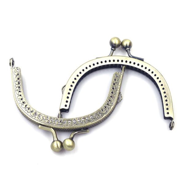 8.5cm semicircle metal purse bag frames wallet kiss clasps handbag buckles diy crafts replace sewing hardware accessories parts &, Black
8.5cm semicircle metal purse bag frames wallet kiss clasps handbag buckles diy crafts replace sewing hardware accessories parts &, Black