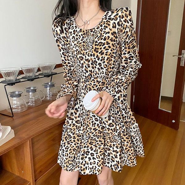 casual dresses autumn cascading ruffled floral dress women long-sleeved a-line leopard print boho style elegant mini party, Black;gray
casual dresses autumn cascading ruffled floral dress women long-sleeved a-line leopard print boho style elegant mini party, Black;gray
