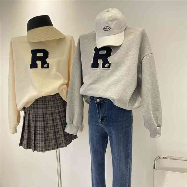 towel embroidered letter r long sleeve sweater women's korean version autumn 2021 new loose and versatile lazy wind round neck top, Black
towel embroidered letter r long sleeve sweater women's korean version autumn 2021 new loose and versatile lazy wind round neck top, Black