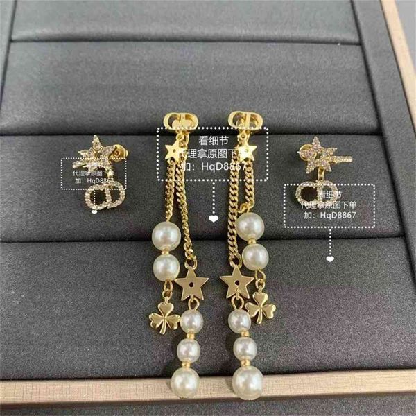 2021 luxury designer jewelry earrings female ins light luxury letter pearl tassel lucky clover super fairy, Silver
2021 luxury designer jewelry earrings female ins light luxury letter pearl tassel lucky clover super fairy, Silver