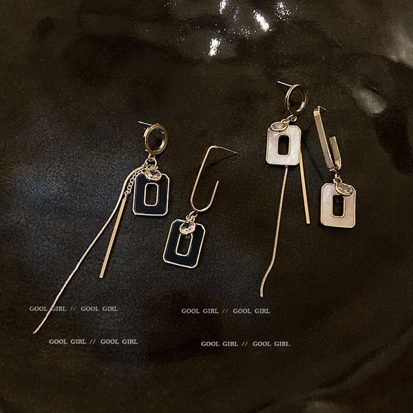 925 silver needle asymmetric square chain acrylic earrings fashion fashion earrings simple personality earrings
925 silver needle asymmetric square chain acrylic earrings fashion fashion earrings simple personality earrings