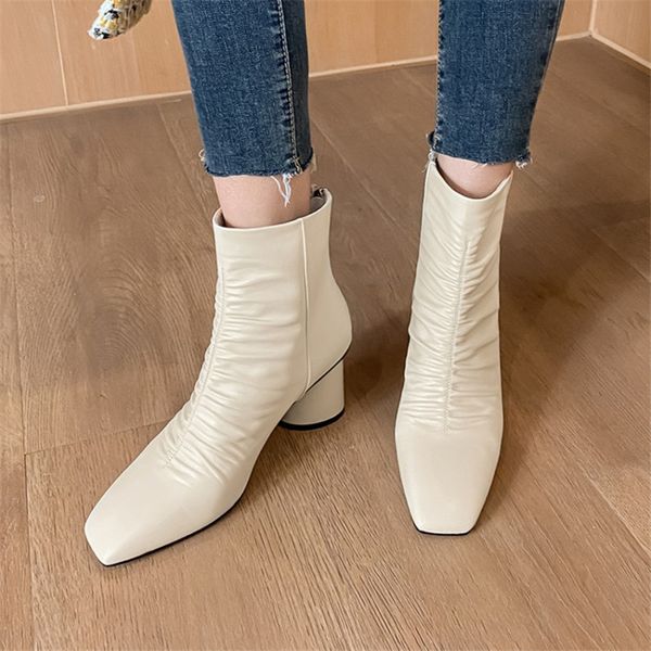 winter women boots genuine leather women boots with back zipper chunky high heel pleated ankle boots square toe womem shoes 210507, Black
winter women boots genuine leather women boots with back zipper chunky high heel pleated ankle boots square toe womem shoes 210507, Black