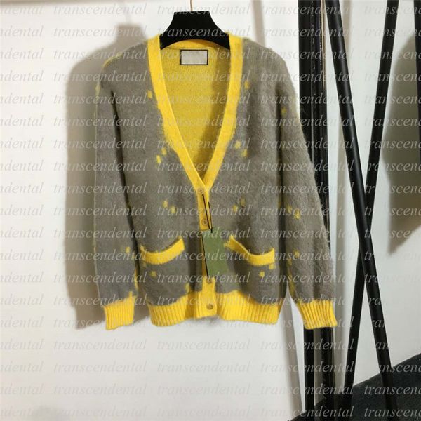 women's wool cardigan sweaters t-shirts and long sleeve woolen knit sweatshirts v veck outerwear fashion style with letter, White;black
women's wool cardigan sweaters t-shirts and long sleeve woolen knit sweatshirts v veck outerwear fashion style with letter, White;black