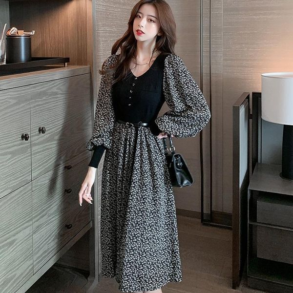 casual dresses 2021 autumn spring women dress patchwork french retro silm fashion female vintage v neck elegant midi long sleeve floral, Black;gray
casual dresses 2021 autumn spring women dress patchwork french retro silm fashion female vintage v neck elegant midi long sleeve floral, Black;gray