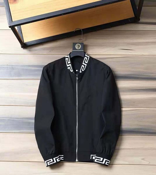 men's jacket fashion autumn winter comfortable coat ms. coats classic luxury 5 colors choose designer jackets, Black;brown
men's jacket fashion autumn winter comfortable coat ms. coats classic luxury 5 colors choose designer jackets, Black;brown