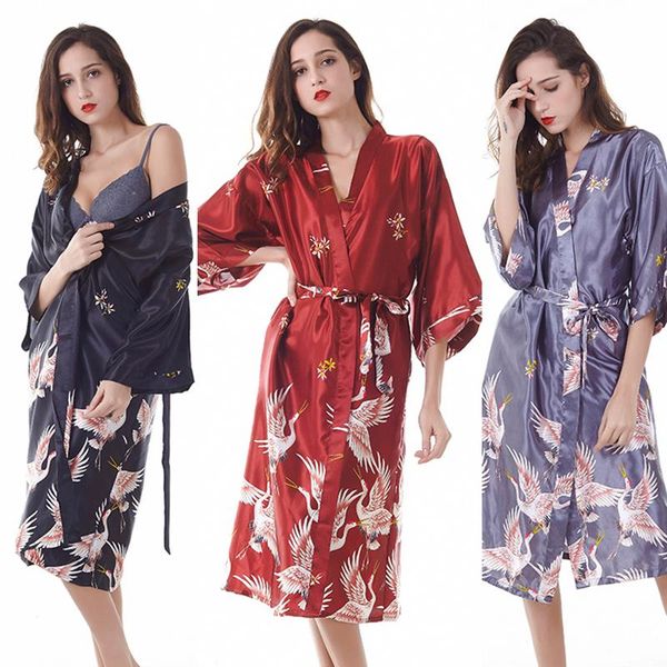 high-end ice silk ladies nightgown temptation simulation nightdress bathrobe home robe women's sleepwear, Black;red
high-end ice silk ladies nightgown temptation simulation nightdress bathrobe home robe women's sleepwear, Black;red