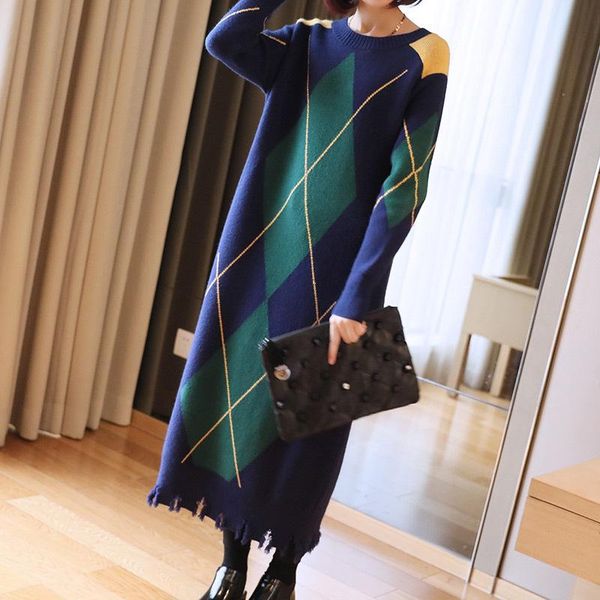 casual dresses sweater dress female winter ladies women long jumper warm knitted korean style 2021 kk2497, Black;gray
casual dresses sweater dress female winter ladies women long jumper warm knitted korean style 2021 kk2497, Black;gray