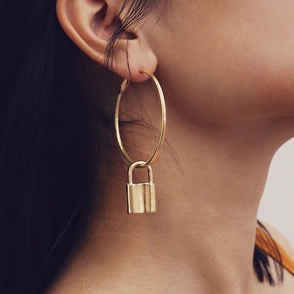 hoop & huggie fashion accessories personality simple all-match earring geometric metal circle lock shape earrings for ladies, Golden;silver
hoop & huggie fashion accessories personality simple all-match earring geometric metal circle lock shape earrings for ladies, Golden;silver