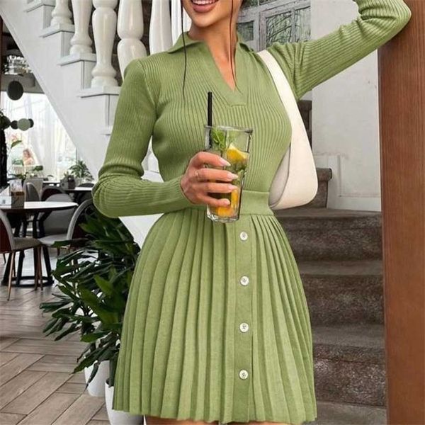 women knit suit mini pleated skirt pullovers set autumn fashion slim knitwear and high waist buttons suits ladies 211106, White
women knit suit mini pleated skirt pullovers set autumn fashion slim knitwear and high waist buttons suits ladies 211106, White