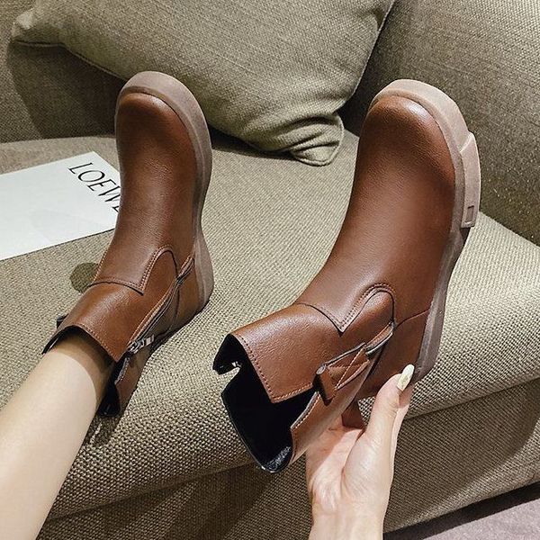 short boots womens 2022 new winter solid color women shoes thin single women boots breathable platform increased, Black
short boots womens 2022 new winter solid color women shoes thin single women boots breathable platform increased, Black