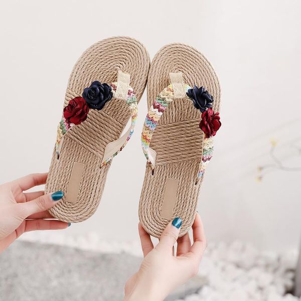shoes woman 2021 low slippers for swimming pool rubber flip flops pantofle luxury slides flower beach hawaiian designer1, Black
shoes woman 2021 low slippers for swimming pool rubber flip flops pantofle luxury slides flower beach hawaiian designer1, Black