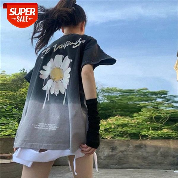 gradient color small daisy t-shirt women loose short-sleeved hong kong style mid-length korean version of harajuku bf lazy #s32u, White
gradient color small daisy t-shirt women loose short-sleeved hong kong style mid-length korean version of harajuku bf lazy #s32u, White