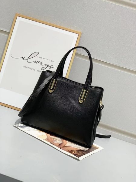 messenger bags messenger bagslarge 2021 simple capacity handbag foreign style leisure one shoulder slanting full leather women's bag
messenger bags messenger bagslarge 2021 simple capacity handbag foreign style leisure one shoulder slanting full leather women's bag