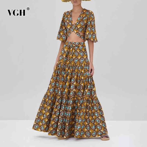 print hit color two piece set for women v neck lantern sleeve short high waist skirt sets fashion style 210507, White
print hit color two piece set for women v neck lantern sleeve short high waist skirt sets fashion style 210507, White