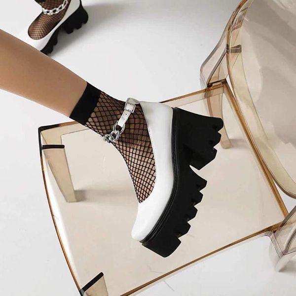 dress shoes spring and autumn fashion simple generous casuals high heels wedge round head iron chain buckle stylish lay pumpss56, Black
dress shoes spring and autumn fashion simple generous casuals high heels wedge round head iron chain buckle stylish lay pumpss56, Black
