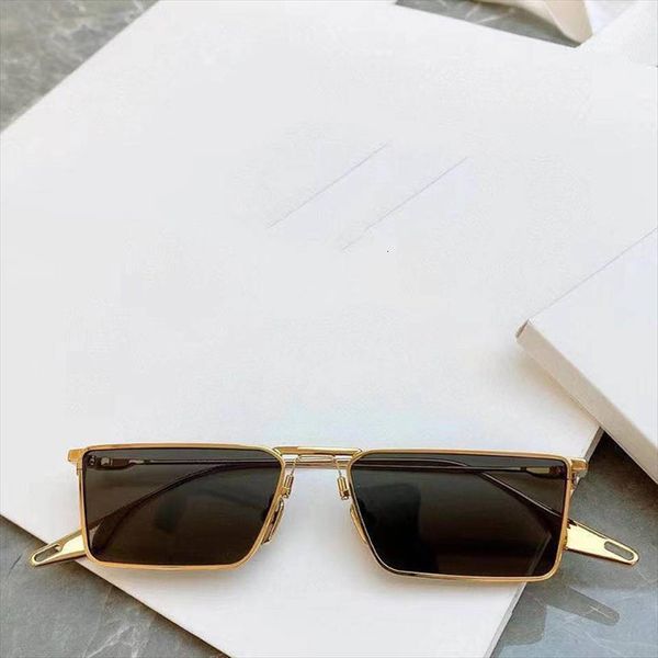 sunglasses fashion small box metal frame rectangle glasses the vintage men and women designer driving eyeglasses, White;black
sunglasses fashion small box metal frame rectangle glasses the vintage men and women designer driving eyeglasses, White;black