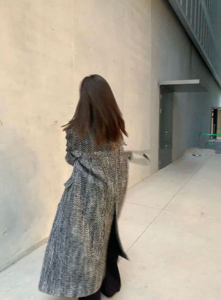 women's wool & blends 2021 autumn and winter straight lapel simple black white herringbone pattern long woolen coat warm thicken
women's wool & blends 2021 autumn and winter straight lapel simple black white herringbone pattern long woolen coat warm thicken