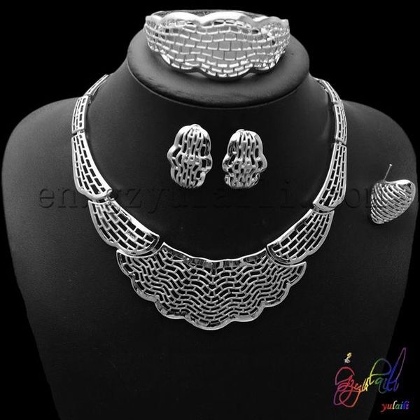 earrings & necklace factory fashion zinc alloy hollow design engagement plate gold ladies four jewelry set, Silver
earrings & necklace factory fashion zinc alloy hollow design engagement plate gold ladies four jewelry set, Silver