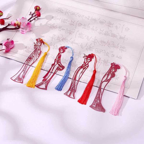 2pc kawaii four beauties pendant bookmark creative exquisite metal pattern book mark page folder marker office school supplies
2pc kawaii four beauties pendant bookmark creative exquisite metal pattern book mark page folder marker office school supplies