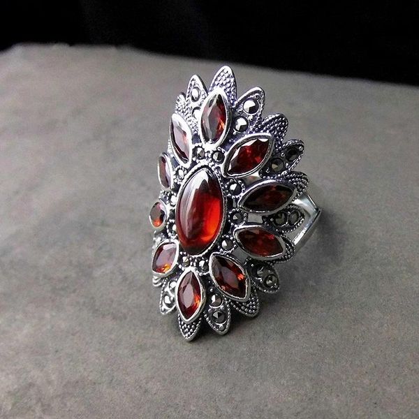 cluster rings luxury female ruby geometric finger ring vintage sterling silver adjustable fashion wedding engagement for women, Golden;silver
cluster rings luxury female ruby geometric finger ring vintage sterling silver adjustable fashion wedding engagement for women, Golden;silver