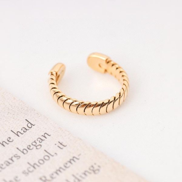 cluster rings 18k solid snake ring yellow gold jewelry(au750)ins designer twist plain square brand birthday gift fine jewelry customize, Golden;silver
cluster rings 18k solid snake ring yellow gold jewelry(au750)ins designer twist plain square brand birthday gift fine jewelry customize, Golden;silver