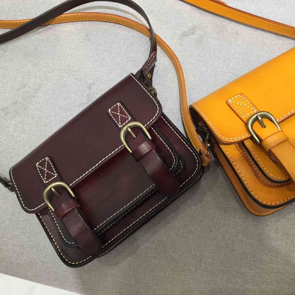 leather handmade leather single shoulder messenger bag women's small postman bag
leather handmade leather single shoulder messenger bag women's small postman bag