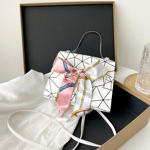 evening bags 2021 trendy fashion women handbags simple one-shoulder texture messenger bag korean version trade small square crossbody
evening bags 2021 trendy fashion women handbags simple one-shoulder texture messenger bag korean version trade small square crossbody