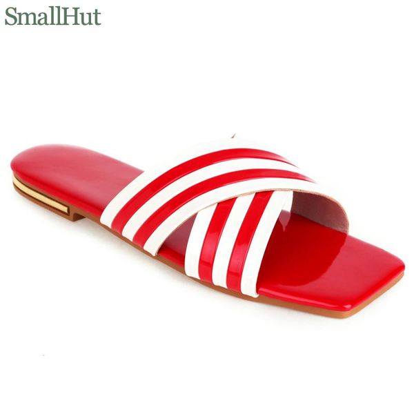 slippers summer women outside microfiber flat shoes fashion black white red contrast lines pattern square open toe slipper 
slippers summer women outside microfiber flat shoes fashion black white red contrast lines pattern square open toe slipper