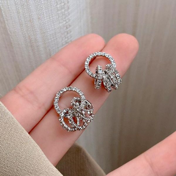 stud trendy circle earrings for women accessories korean fashion charming temperament jewelry s925 needle shiny zircon party gift, Golden;silver
stud trendy circle earrings for women accessories korean fashion charming temperament jewelry s925 needle shiny zircon party gift, Golden;silver