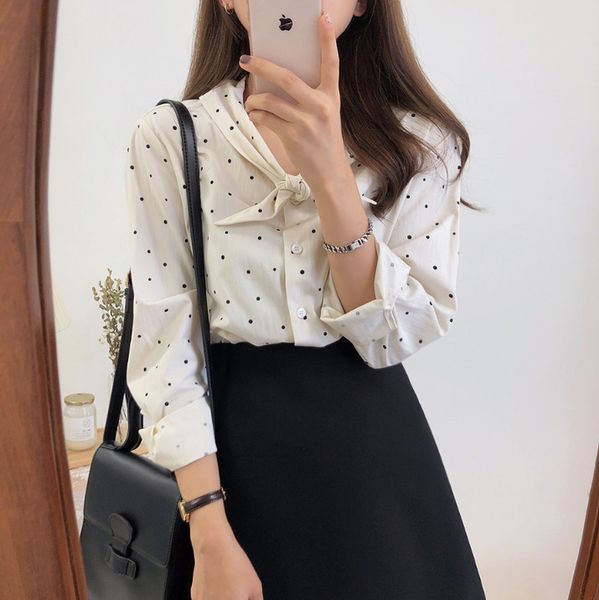 buttons cardigan print long sleeve women shirt bow collar black girls blouse plus size summer blouses femme blusas 210423
buttons cardigan print long sleeve women shirt bow collar black girls blouse plus size summer blouses femme blusas 210423