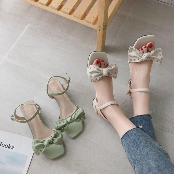 dress shoes rivet bow ankle buckle sandals women square heels summer elegant thick heel beige green zapatos mujer 2021, Black
dress shoes rivet bow ankle buckle sandals women square heels summer elegant thick heel beige green zapatos mujer 2021, Black