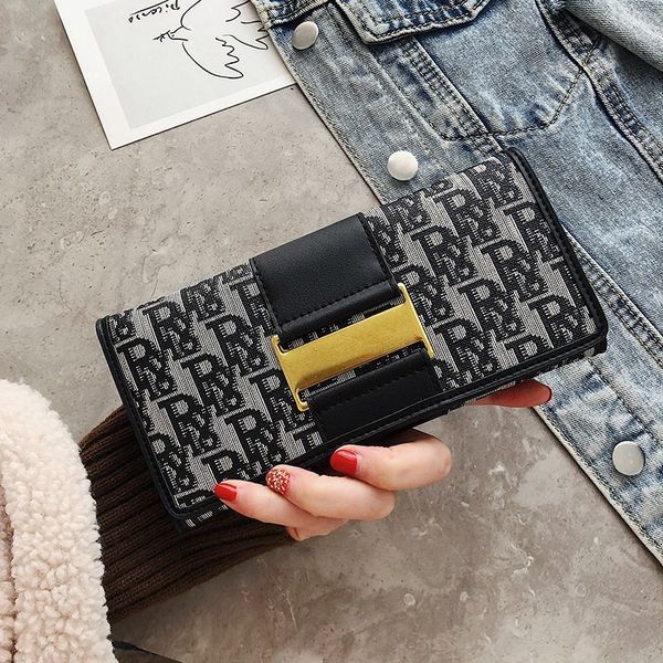 design s 2021 new fashion hand-held sand long wallet card summer high-capacity child mother embroidered word women's bag
design s 2021 new fashion hand-held sand long wallet card summer high-capacity child mother embroidered word women's bag
