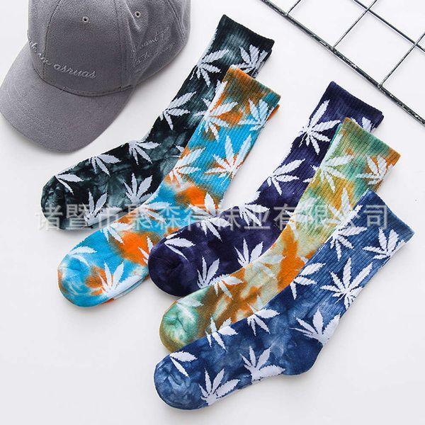 street net red tie dye fashion skateboard hip maple leaf semi terry middle tube sports socks and women's, Black;white
street net red tie dye fashion skateboard hip maple leaf semi terry middle tube sports socks and women's, Black;white
