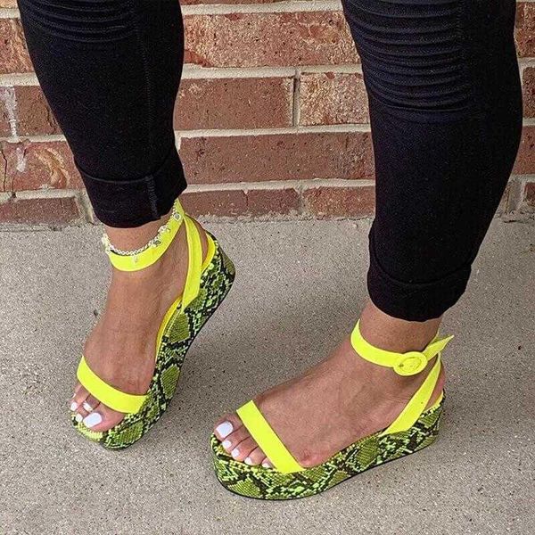 sandals 2021 summer women buckle strap soft leather platform high heels wedge peep toe shoes lady 43, Black
sandals 2021 summer women buckle strap soft leather platform high heels wedge peep toe shoes lady 43, Black