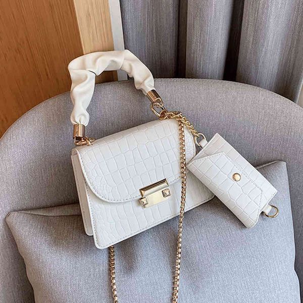 fashion totes mini crossbody for women 2021 pu leather chain design shoulder bags elegant female handbags and purses
fashion totes mini crossbody for women 2021 pu leather chain design shoulder bags elegant female handbags and purses