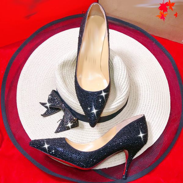 2021 good quality fashion women luxurys designers shoes designer sandals womens luxury high heels sandal dress shoess with box size 35-41 -m, Black
2021 good quality fashion women luxurys designers shoes designer sandals womens luxury high heels sandal dress shoess with box size 35-41 -m, Black