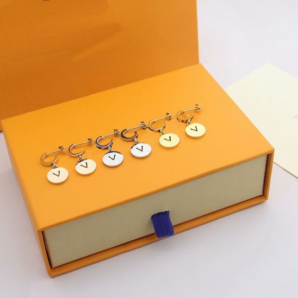 europe america fashion style lady women titanium steel tassels hollow out v initials engraved round stud earrings 3 color, Golden;silver
europe america fashion style lady women titanium steel tassels hollow out v initials engraved round stud earrings 3 color, Golden;silver