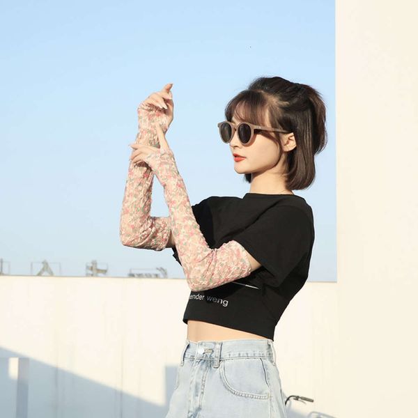 korean version summer ice sleeve sunscreen women's running riding gloves outdoor thin lace customized
korean version summer ice sleeve sunscreen women's running riding gloves outdoor thin lace customized