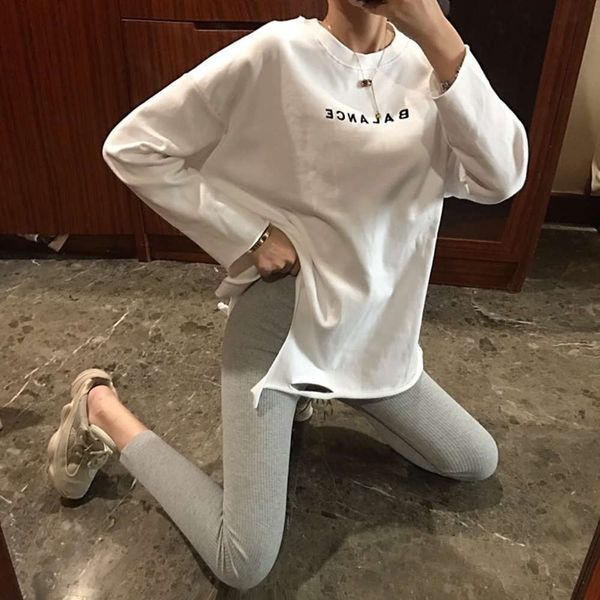 women's sweaters long sleeve t-shirt early autumn korean version loose and careful machine design feeling hole split bottom 67aa, White;black
women's sweaters long sleeve t-shirt early autumn korean version loose and careful machine design feeling hole split bottom 67aa, White;black