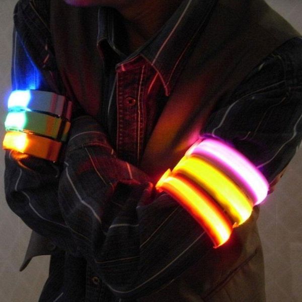 night running armband outdoor sports led light usb belt warning arm cycling bike wristband bicycle leg safety recharg h1x8 wrist support, Black;red
night running armband outdoor sports led light usb belt warning arm cycling bike wristband bicycle leg safety recharg h1x8 wrist support, Black;red