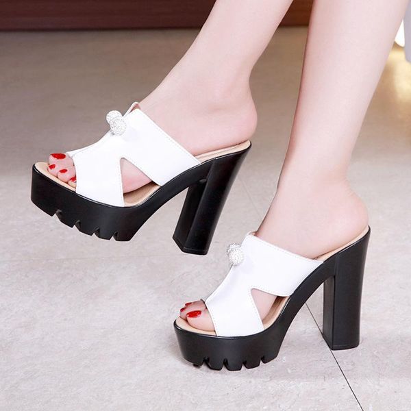 big size 32-43 block heel platform shoes women slippers summer 2021 rhinestone high slides ladies office, Black
big size 32-43 block heel platform shoes women slippers summer 2021 rhinestone high slides ladies office, Black