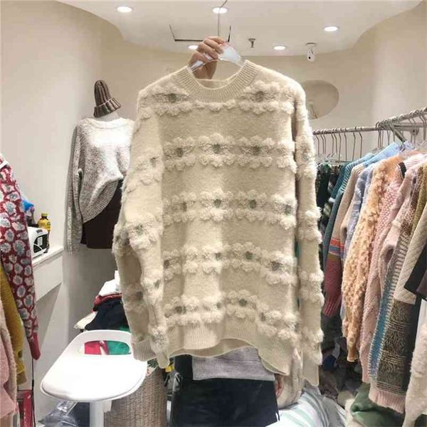 autumn winter women's sweaters korean round neck flocking flower long-sleeved loose casual pullover gx508 210507, White;black
autumn winter women's sweaters korean round neck flocking flower long-sleeved loose casual pullover gx508 210507, White;black